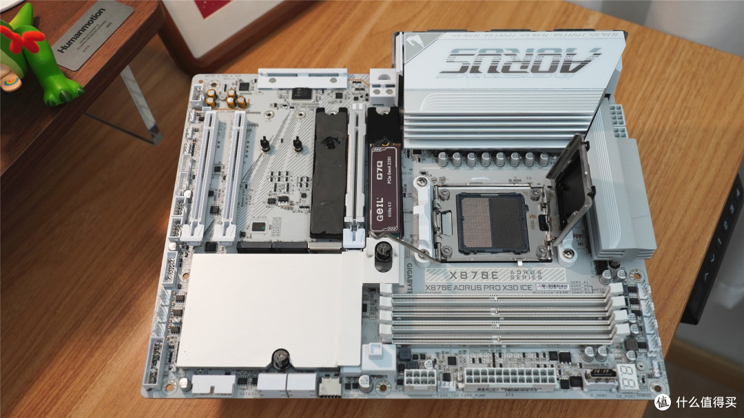 装机不用挑，就选电竞雕！！技嘉X870E X3D电竞冰雕主板深度测评