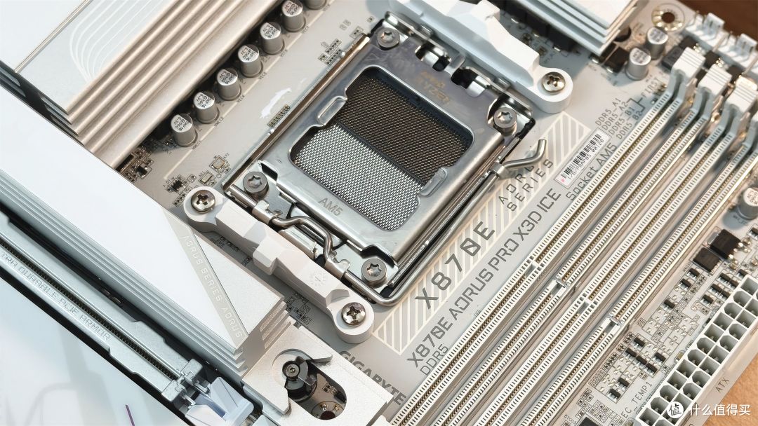 装机不用挑，就选电竞雕！！技嘉X870E X3D电竞冰雕主板深度测评