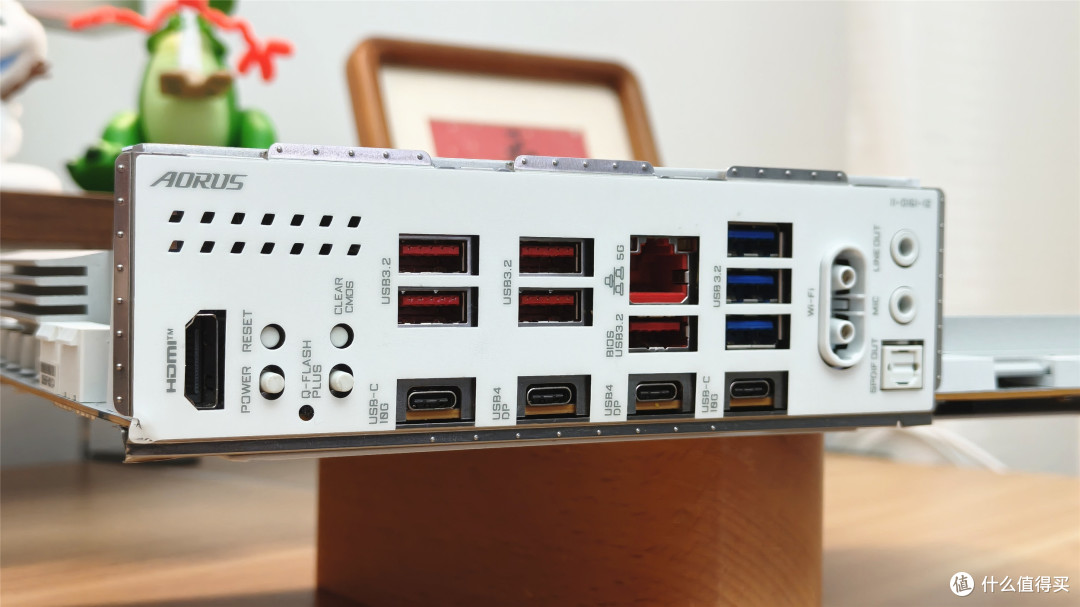 装机不用挑，就选电竞雕！！技嘉X870E X3D电竞冰雕主板深度测评