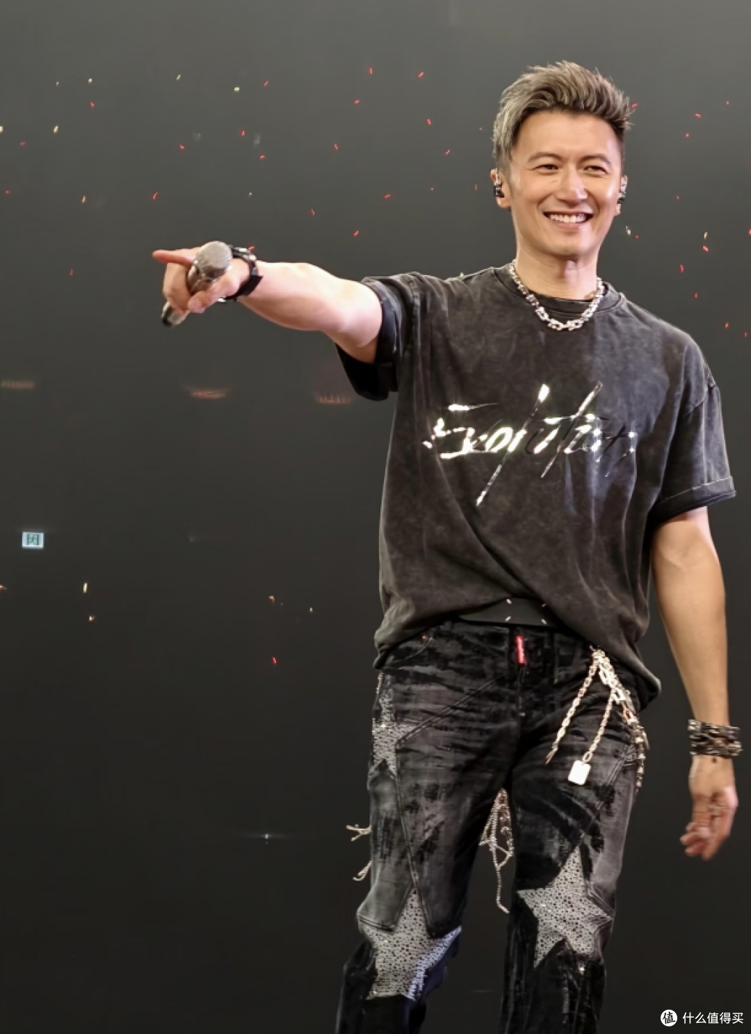 从“土味男”到Y2K祖师爷:谢霆锋用20年给时尚圈上了一课