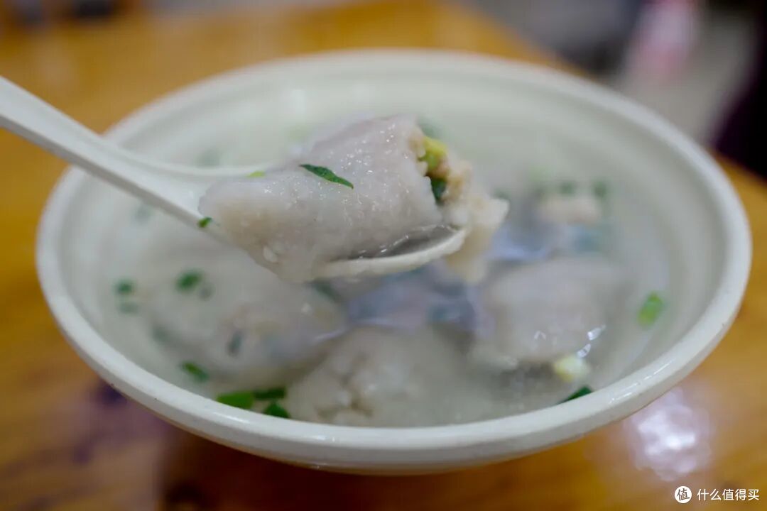 很美,但不营销的小城出现了!假期来是真没什么游客