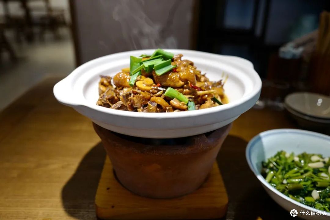 很美,但不营销的小城出现了!假期来是真没什么游客