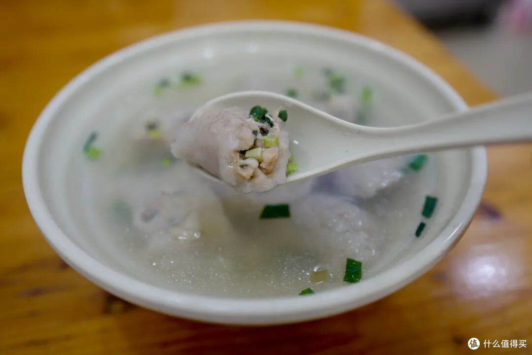 很美,但不营销的小城出现了!假期来是真没什么游客