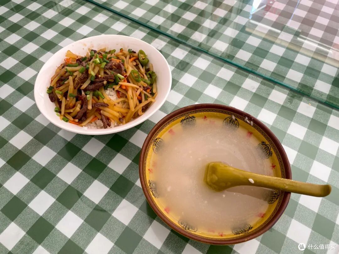 很美,但不营销的小城出现了!假期来是真没什么游客