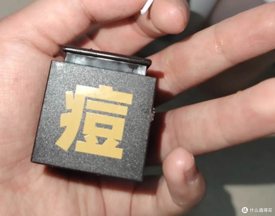 适合学生党毛孔粗大的泥膜推荐 这5款泥膜效果很好不踩雷