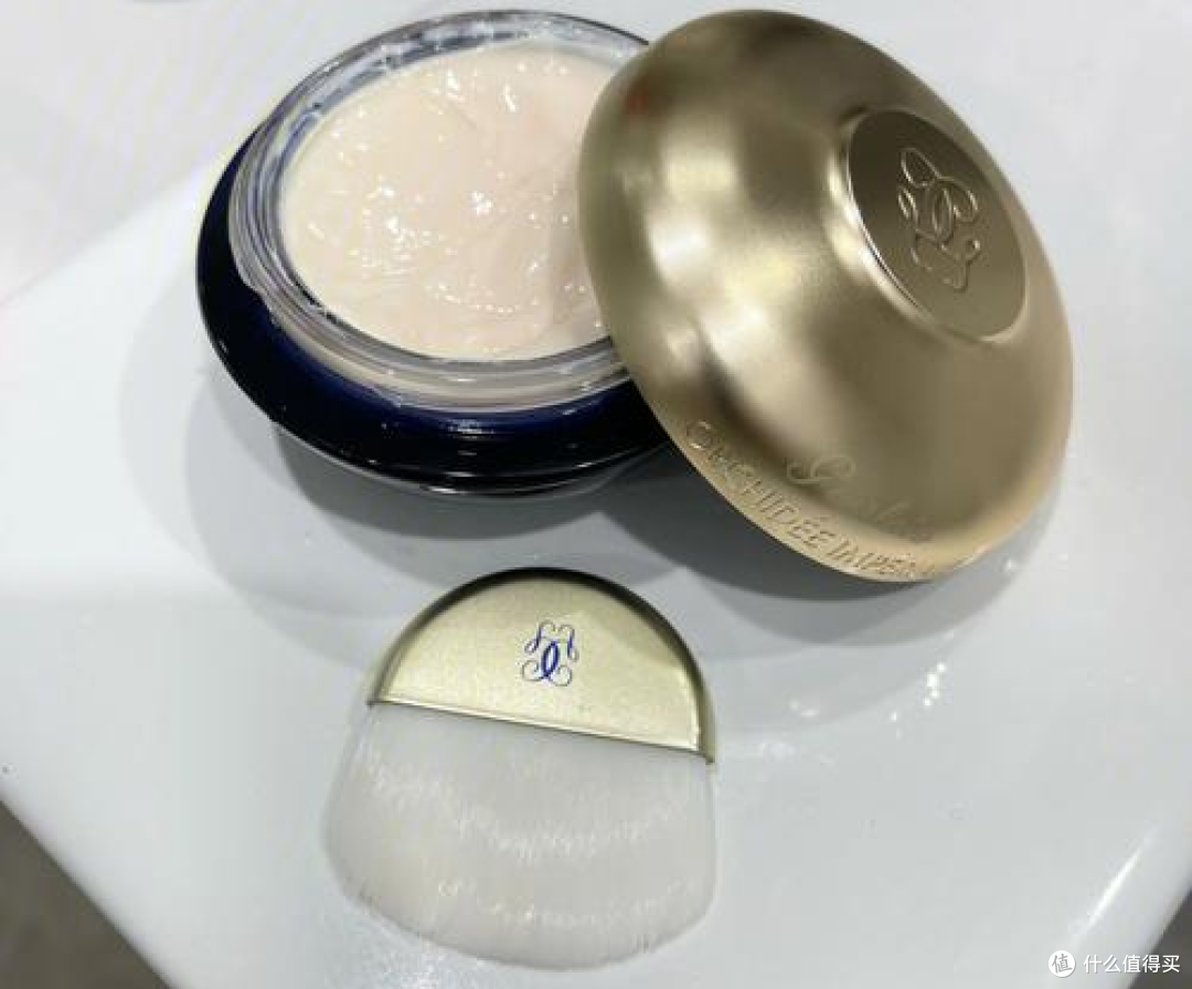 熬夜憔悴用什么面膜急救？4款面膜抗氧祛黄，提亮匀肤淡细纹