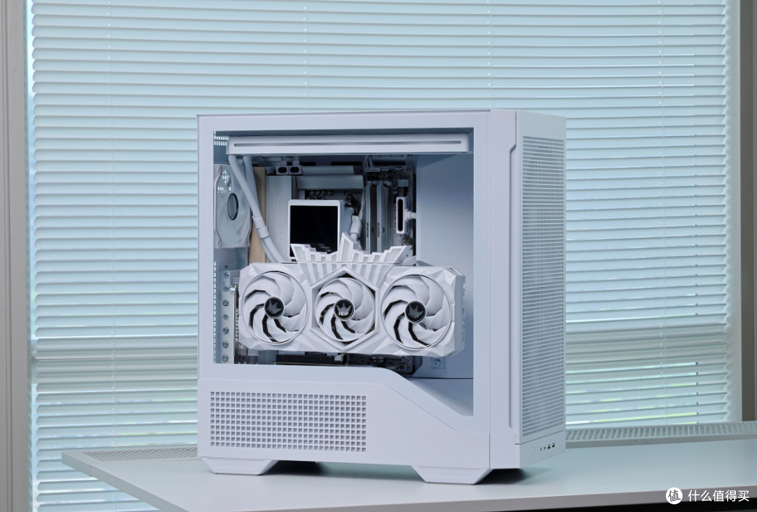 给高考完的小老弟装高配游戏主机:985X3D+技嘉X870E木雕+5080HOF