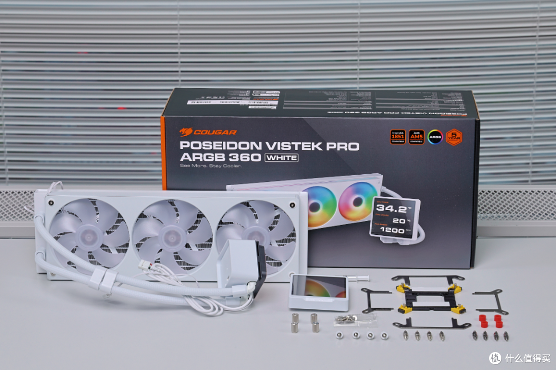 给高考完的小老弟装高配游戏主机:985X3D+技嘉X870E木雕+5080HOF
