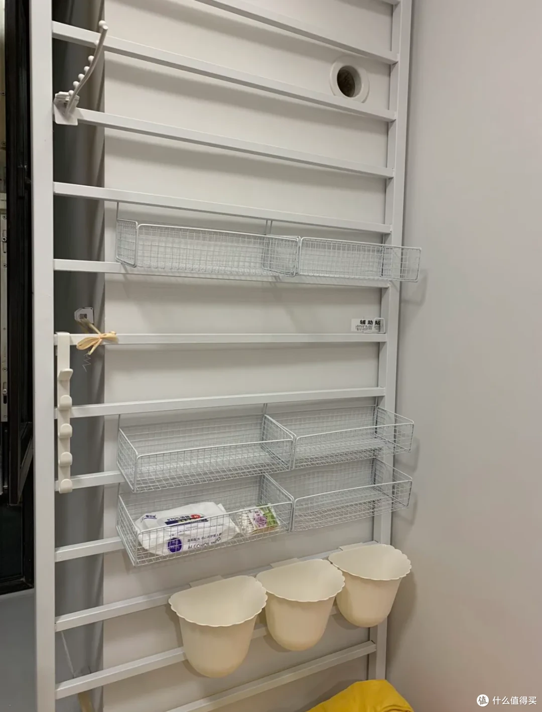 闲置的栅栏、护栏、围栏,一个都别扔,稍加利用,顶上千大件家具