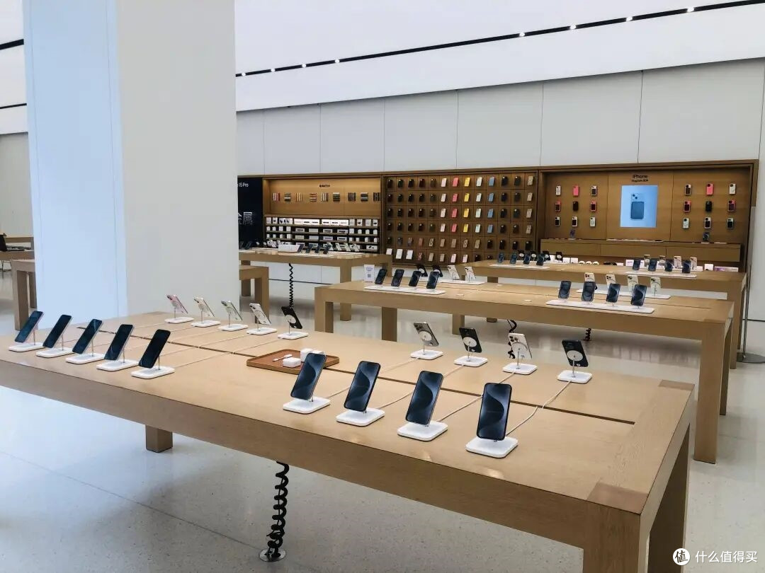 苹果Mac、iPad都涨价了,iPhone为什么还没涨价?