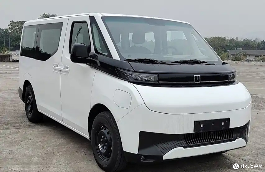 远程超级VAN全系横评:从城配到旅居,一台VAN的N种打开方式