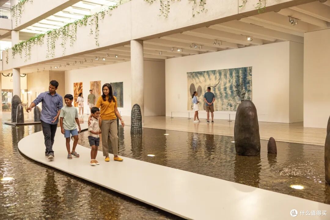 ● Queensland Art Gallery of Modern Art (QAGOMA), Brisbane, Queensland  📷 / © Tourism Australia