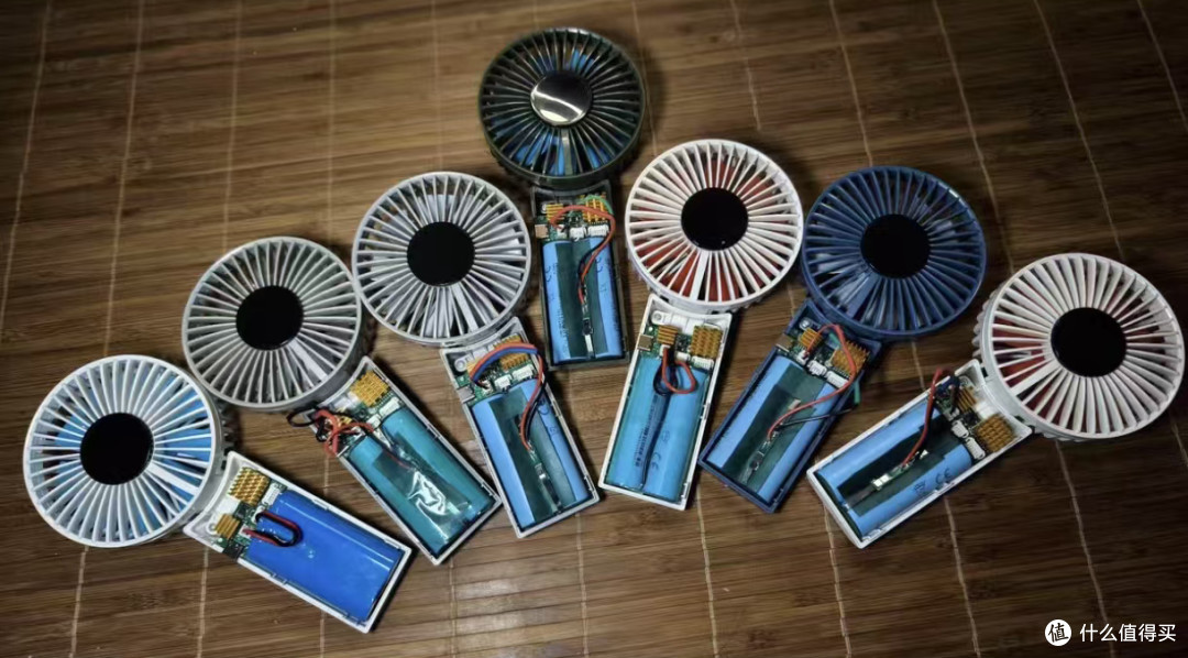 闲鱼流行暴改小风扇!换成大扇叶+超大电池,还加了散热片