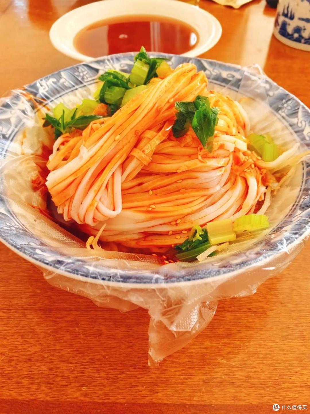 西安,最好吃的不是肉夹馍,不是羊肉泡馍,而是这10样,口口封神