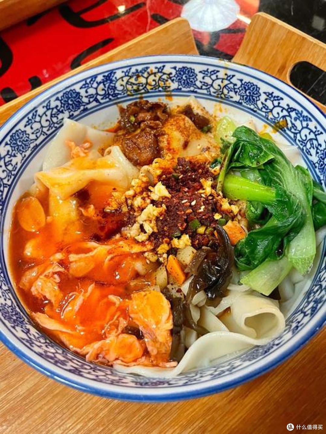 西安,最好吃的不是肉夹馍,不是羊肉泡馍,而是这10样,口口封神
