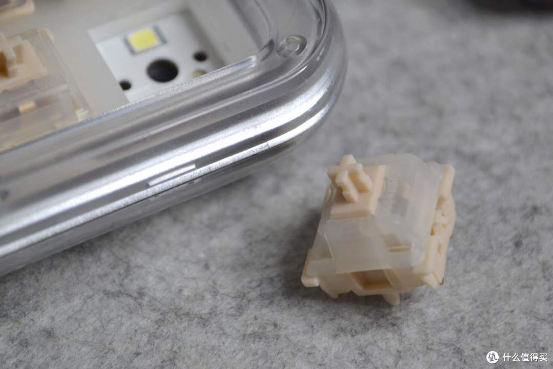 洛斐Lofree银管MAC联名口红键盘:美妆跨界之作,颜值手感双在线