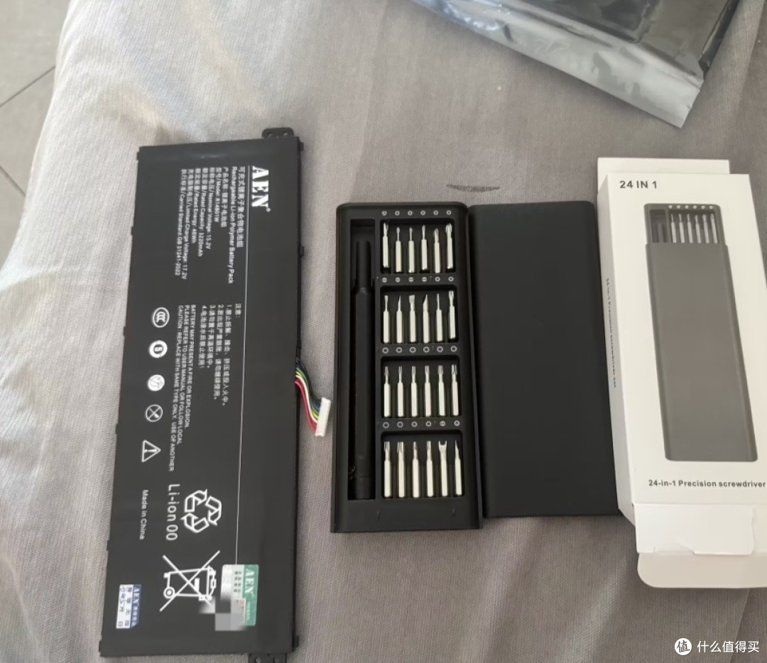 华为荣耀MagicBook 更换笔记本电池为准大学生上社会第二课