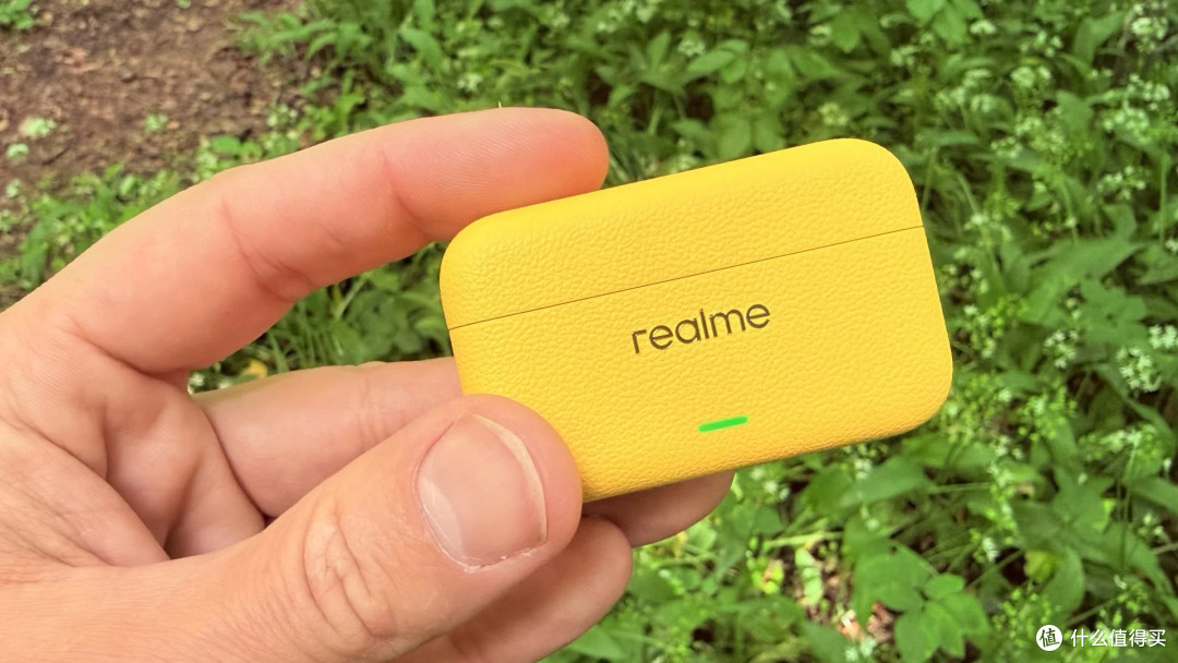 Realme Buds T500 Pro 评测:比 Realme Buds Air8 更值得买吗?