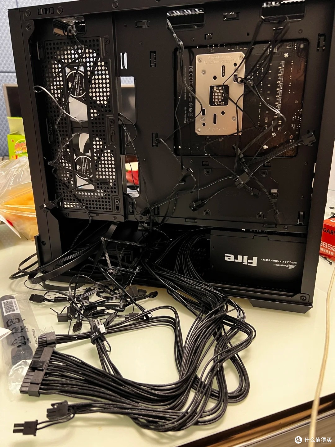 9700X+5060Ti 装机实录,零翻车一次点亮,新手照着顺序装也能成