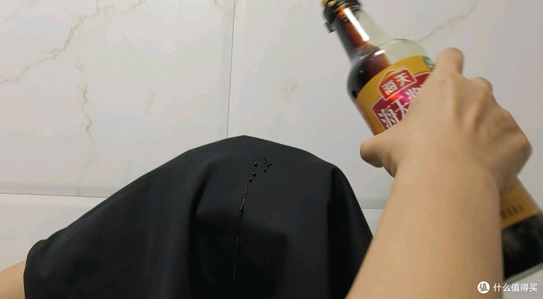 以户外硬核标准,死磕专业“六防”设计,Vbrex短袖T恤测试挑战!