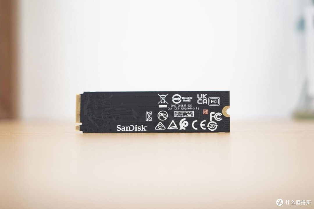 性能与能效表现双在线!闪迪奥丁马仕GX 7100 2TB版本评测