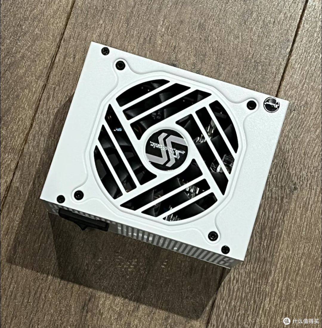 海韵SPX750电源评测:ITX装机首选