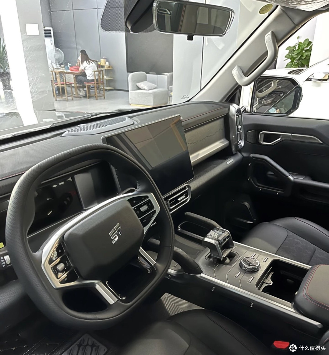 捷途旅行者2.0T XWD——15万级方盒子轻越野的真家伙
