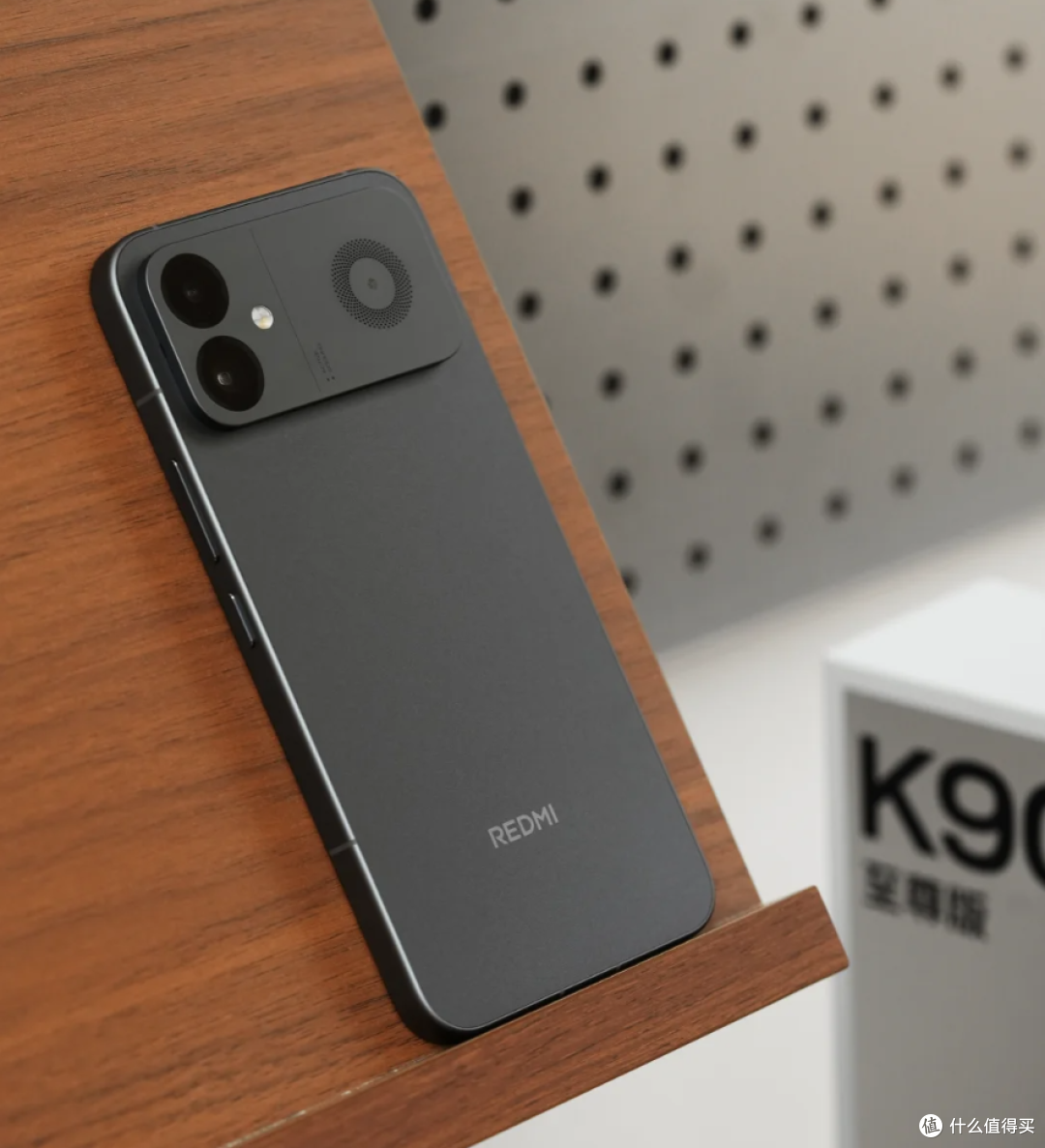 2799 元起！K90 至尊版正式开售：骁龙 8 至尊版 ，性能魔王来了