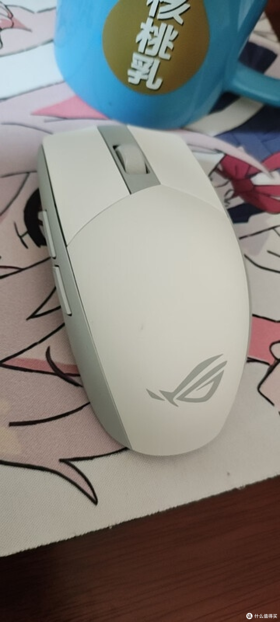 ROG无线鼠标：颜值与性能兼备
