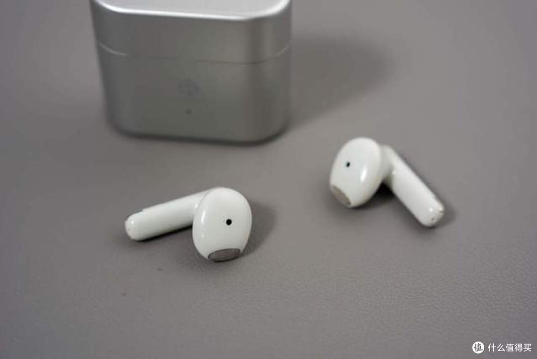 百元半入耳降噪赶超AirPods４？