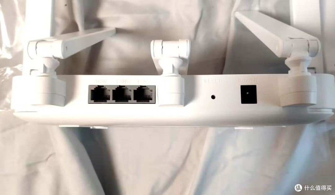 百元级WiFi7标杆：中兴巡天BE5100