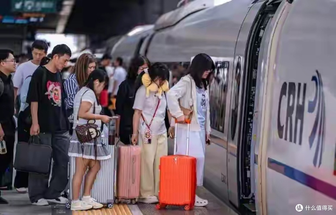 从全民好评到争议频出:高铁的挑战