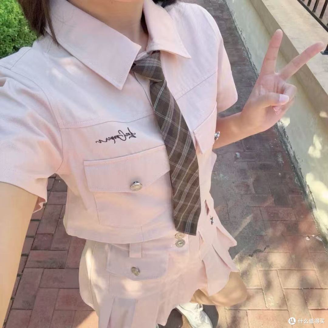 🎓 一秒穿越英伦校园！Lee Cooper这套学院风套装太绝了👗