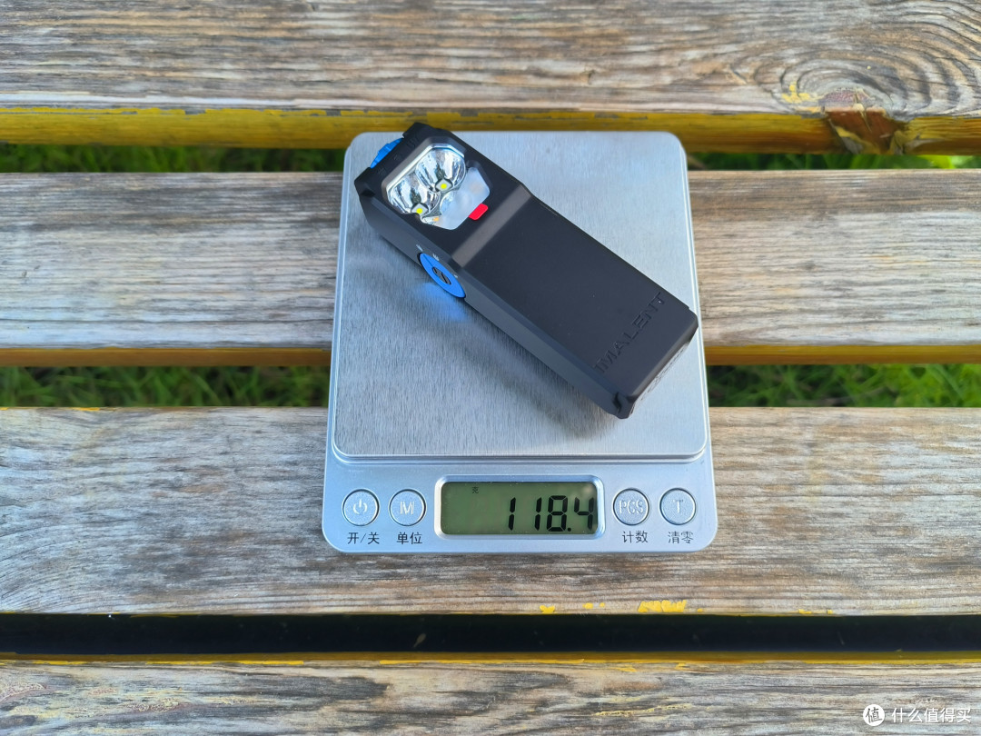 一筒三用,通勤露营验钞通吃!艾美能特GR36EDC手电上手分享