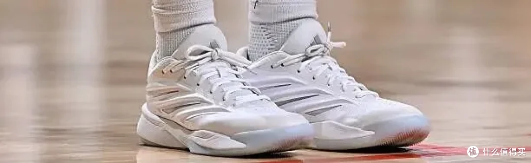 【WNBA每日上脚】韩旭躺赢夺冠?科比的球鞋果然有说法!