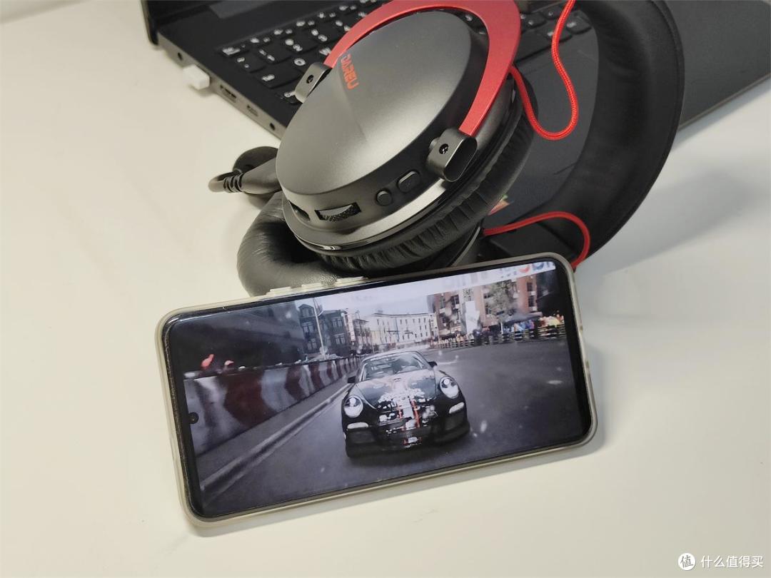 达尔优 A3 MAX 实测:53mm 大单元加持,FPS 听声辨位快人一步