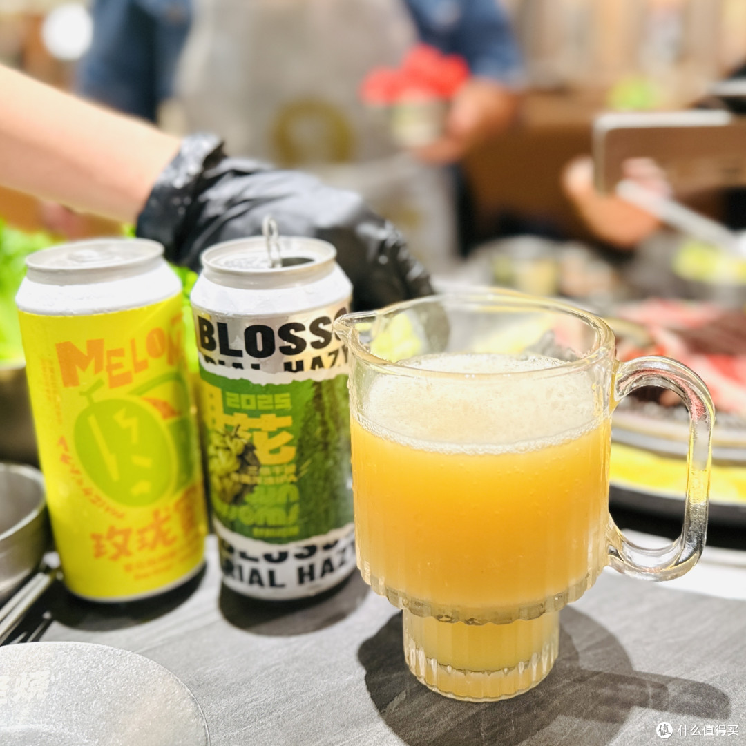 吃烤肉当然要配啤酒!!野鹅微醺两款精酿初体验