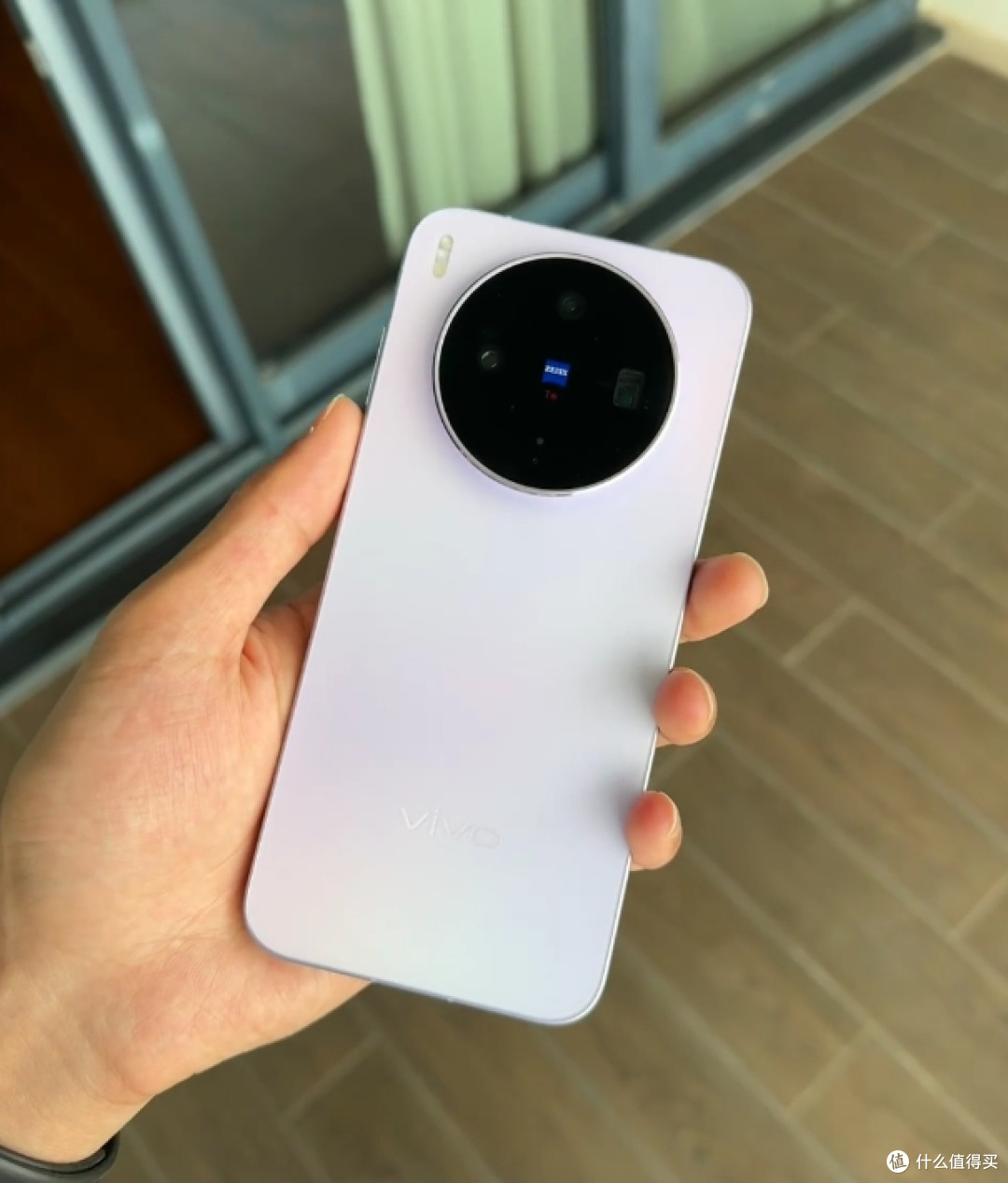 新机集体涨价潮捡漏:vivoX300s降千元,4000内拿下满配直屏旗舰