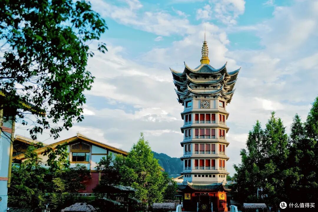 登顶无需爬山,被联合国评为世界遗产的仙山究竟有多绝!