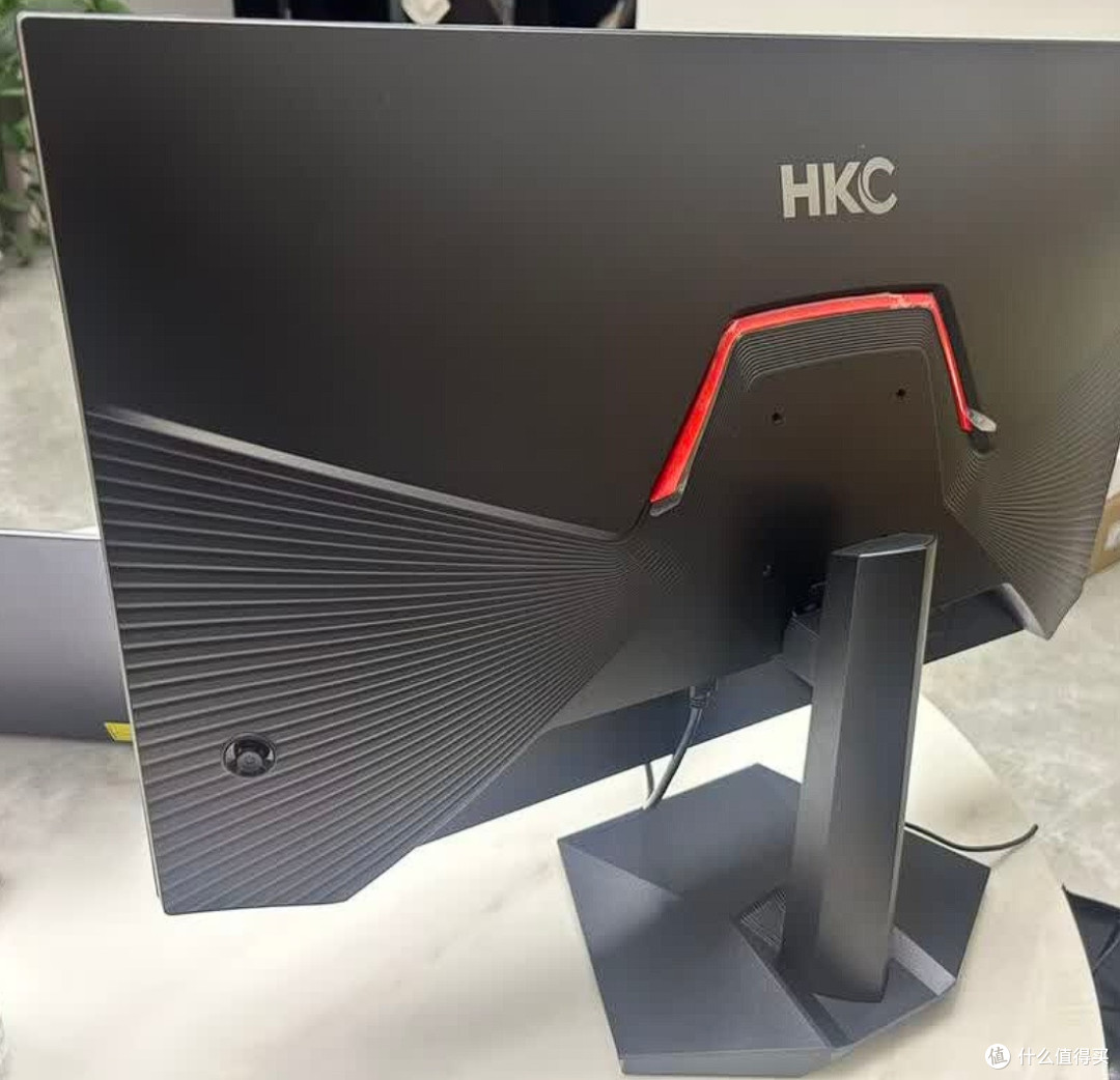 HKC G25H4：小屏高刷的电竞体验