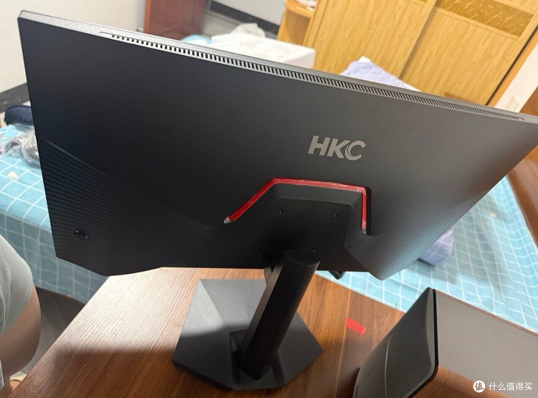 HKC战舰S7W：电竞与办公兼备