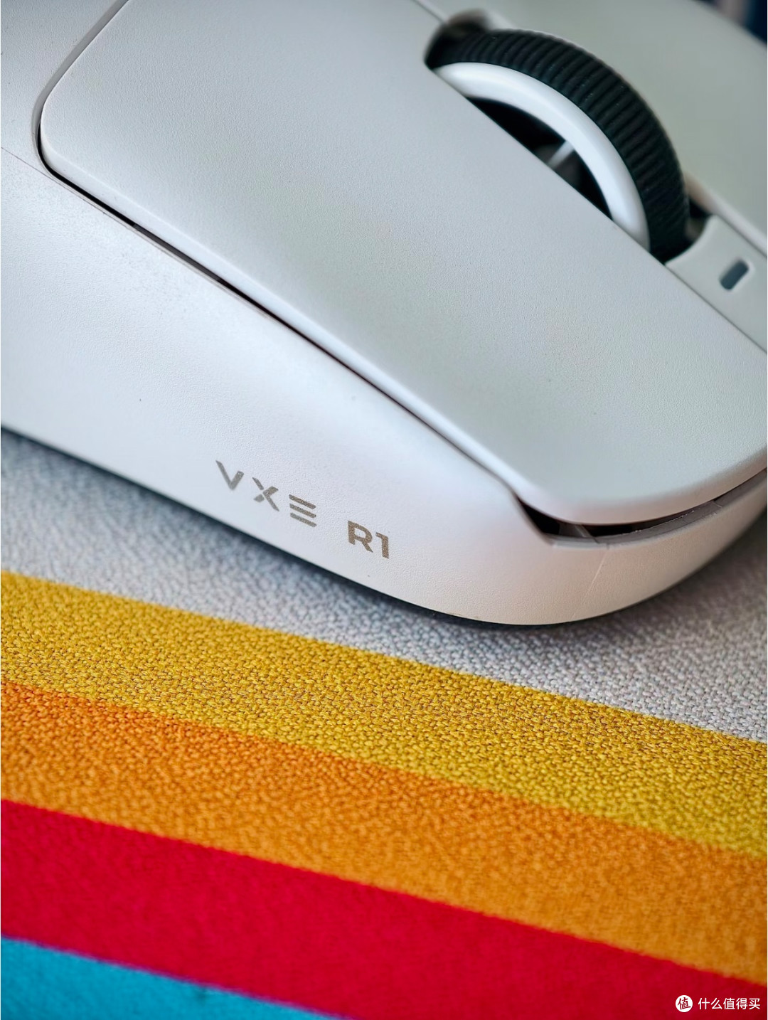 55g轻量化VXE蜻蜓R1 SE+,百元价位无对手