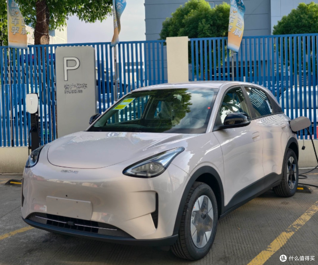 预算10万选代步车,缤果PRO和吉利星愿哪个好?
