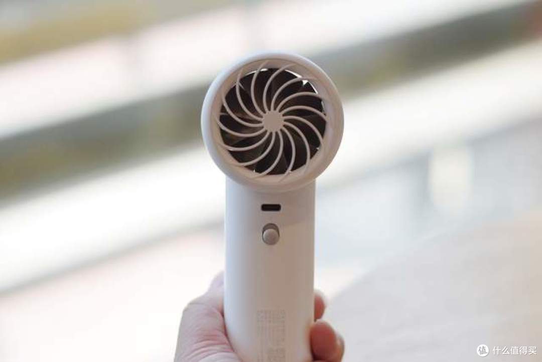 米家手持风扇实测:高颜值便携清凉神器,细节拉满夏日刚需