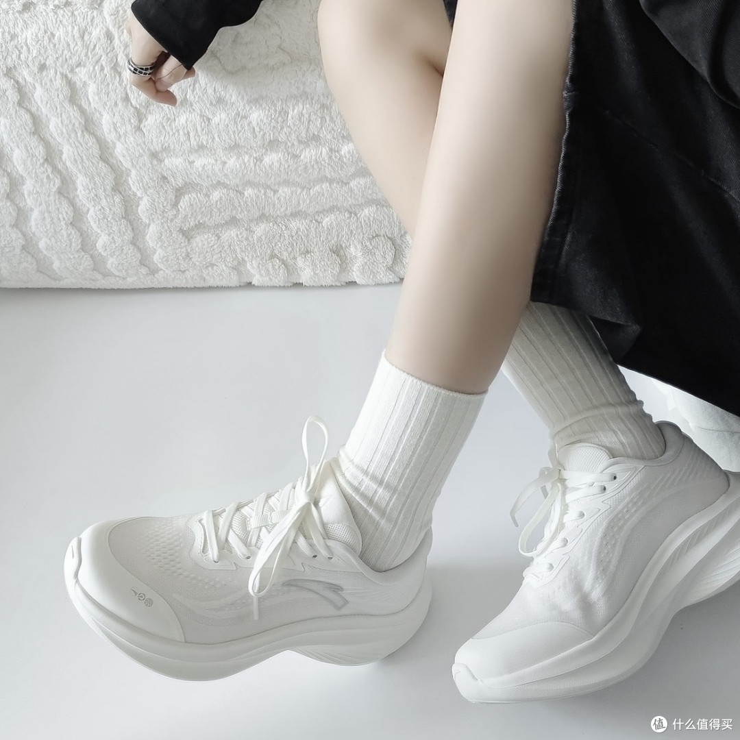 618开箱|安踏叶子7:我的“白月光”跑鞋,太好穿啦!