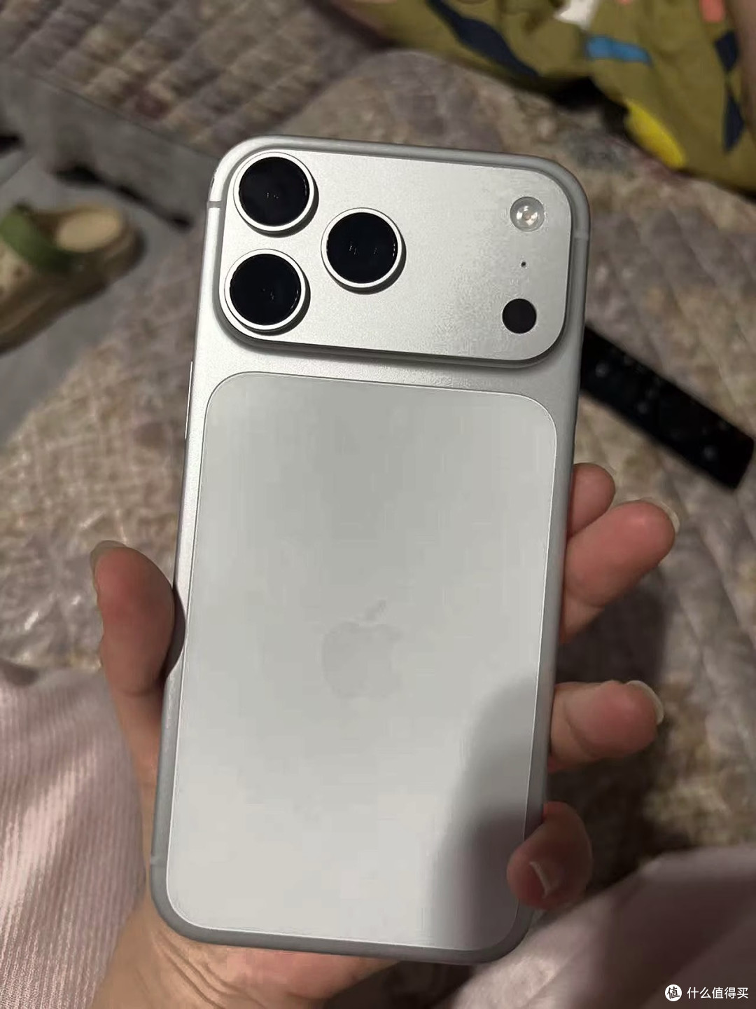 iPhone 17 Pro Max体验：大屏与重量的平衡