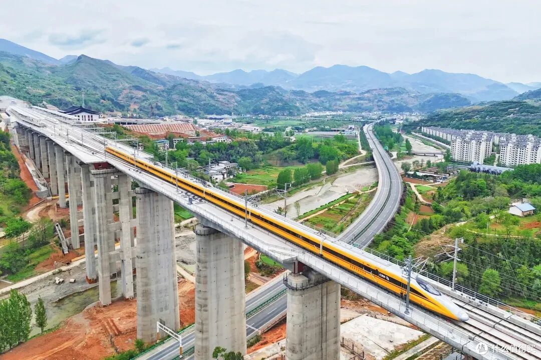 又来一条新高铁！这一路古都、世遗密集到不像话！