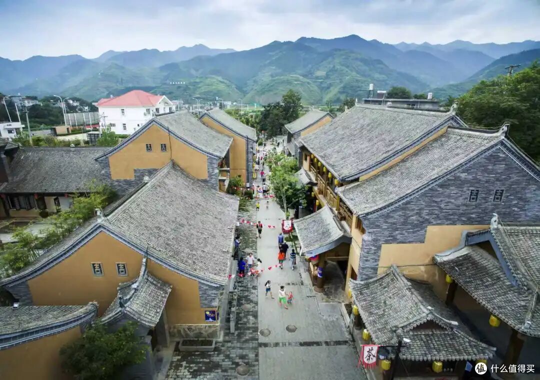 又来一条新高铁！这一路古都、世遗密集到不像话！