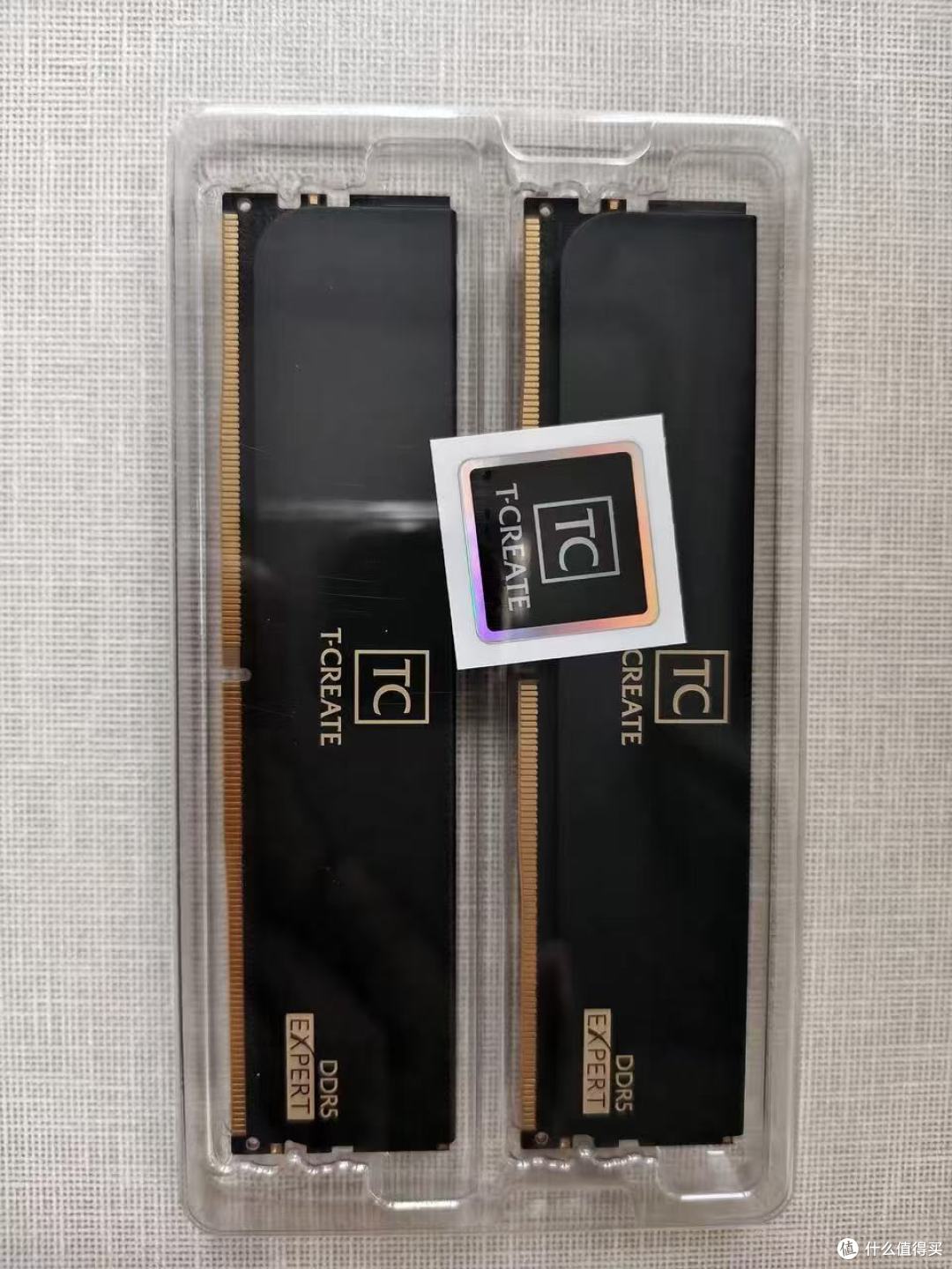 装机党狂喜!十铨引领者 DDR5 矮马甲,海力士 A-die 太顶了✨