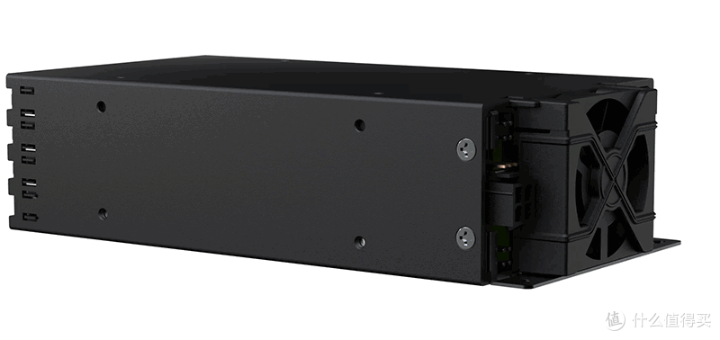 【概念产品 CP166】超紧凑型 4 盘位 E3.S SSD PCIe 5.0 硬盘盒